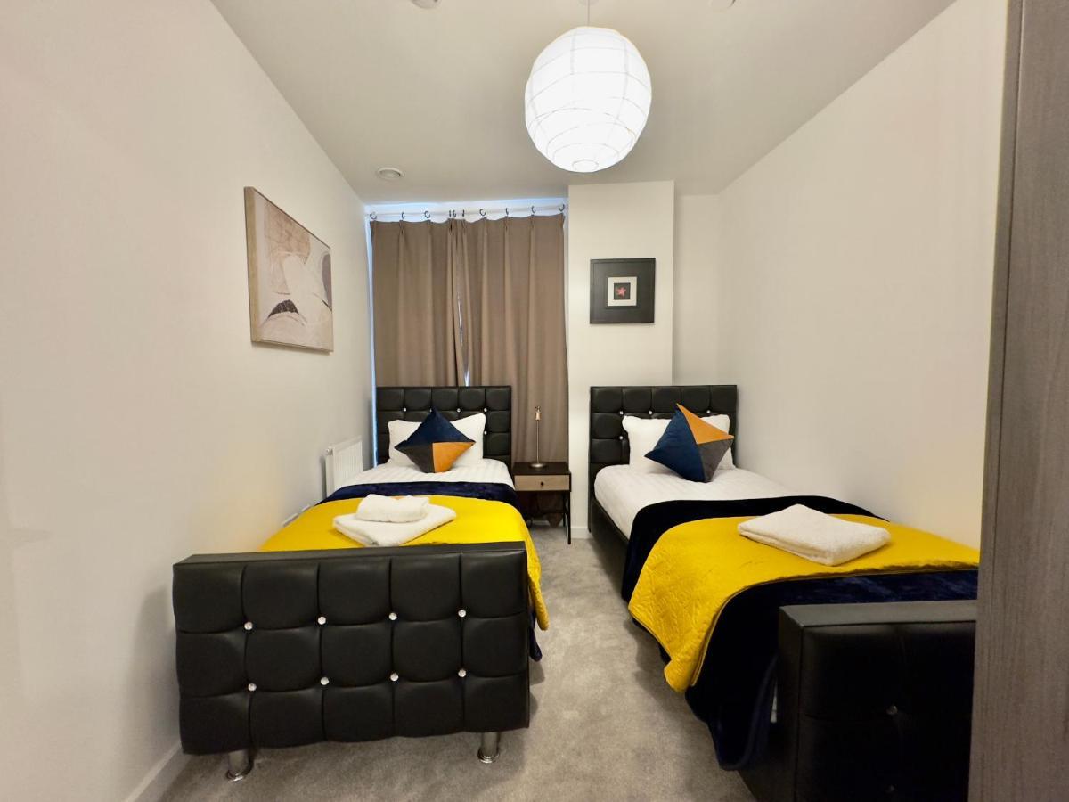 3Bedroom, 2Bathroom, Balcony,Luxury Flat Westfield ロンドン エクステリア 写真