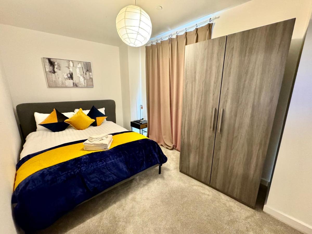 3Bedroom, 2Bathroom, Balcony,Luxury Flat Westfield ロンドン エクステリア 写真