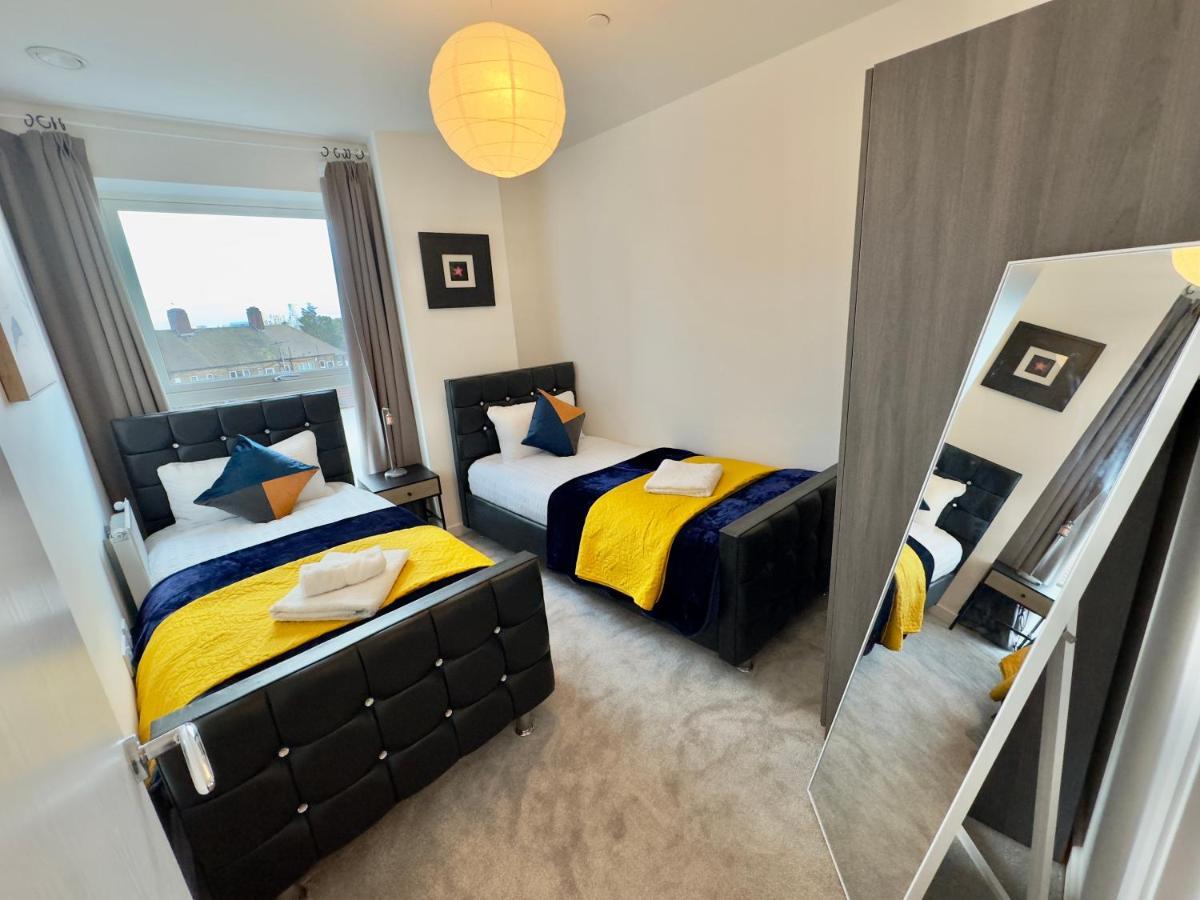 3Bedroom, 2Bathroom, Balcony,Luxury Flat Westfield ロンドン エクステリア 写真