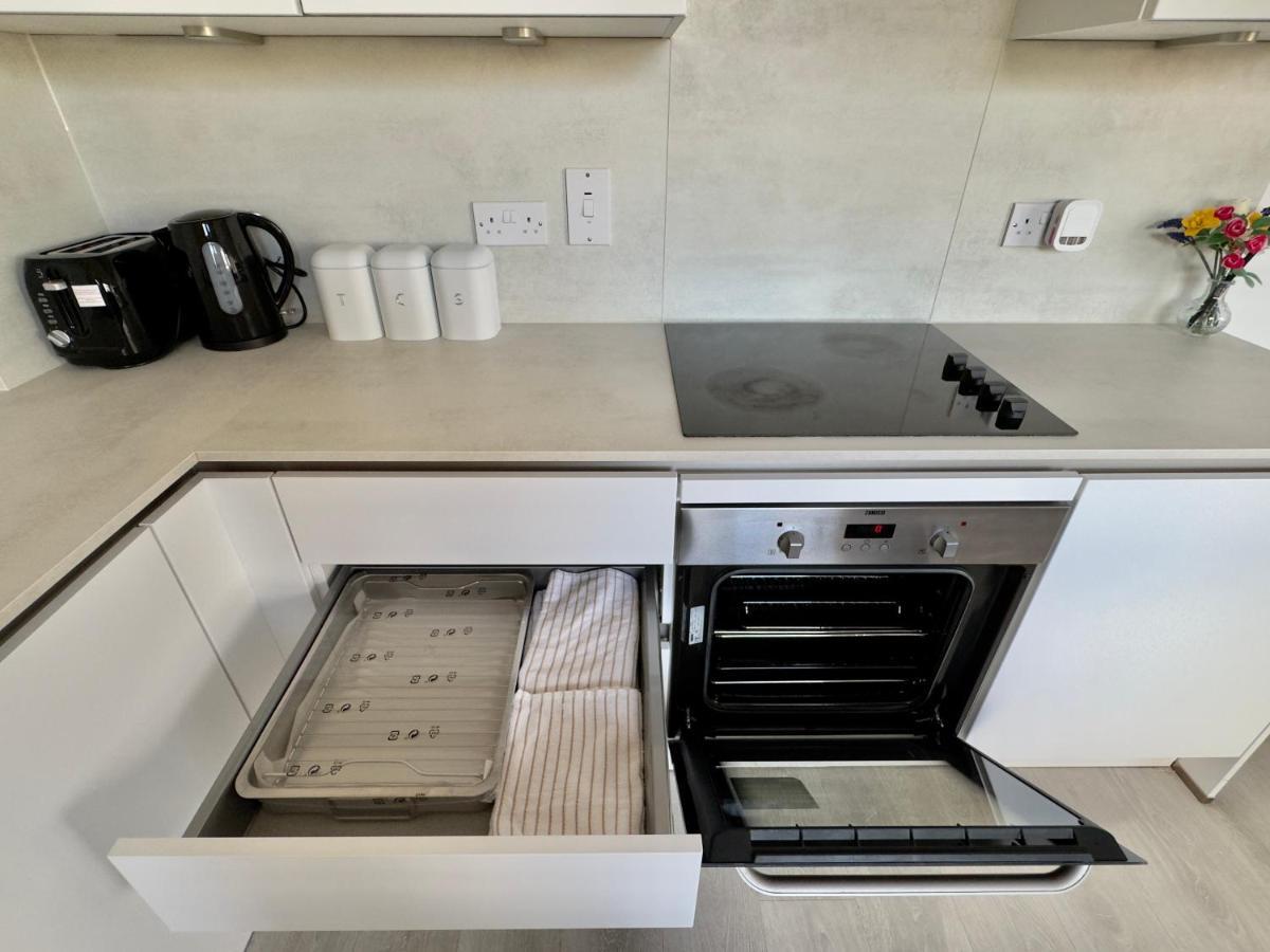 3Bedroom, 2Bathroom, Balcony,Luxury Flat Westfield ロンドン エクステリア 写真