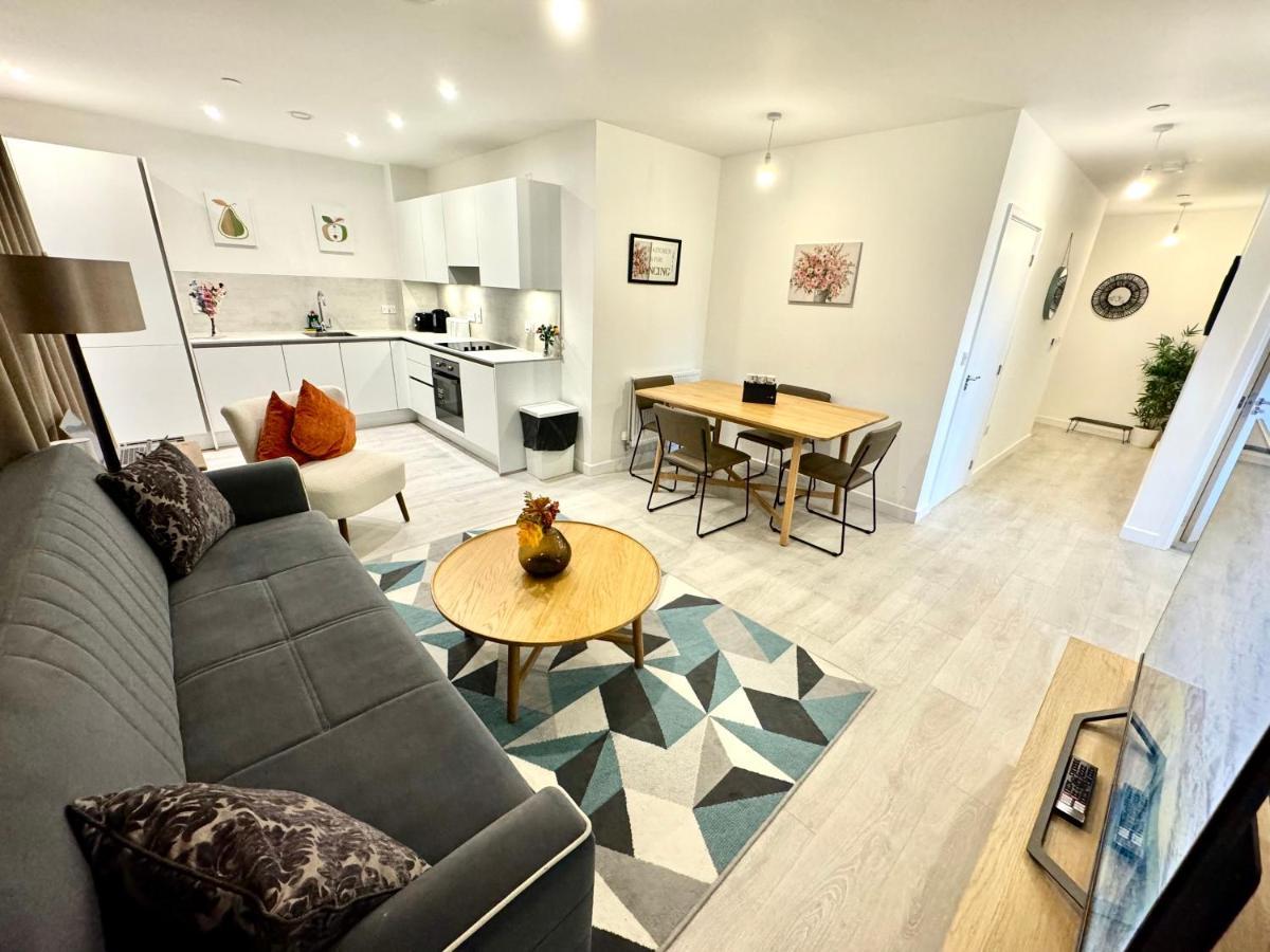 3Bedroom, 2Bathroom, Balcony,Luxury Flat Westfield ロンドン エクステリア 写真