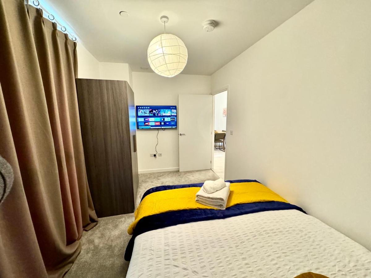 3Bedroom, 2Bathroom, Balcony,Luxury Flat Westfield ロンドン エクステリア 写真