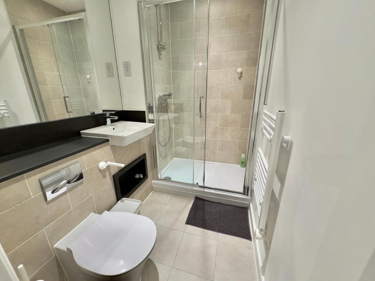3Bedroom, 2Bathroom, Balcony,Luxury Flat Westfield ロンドン エクステリア 写真