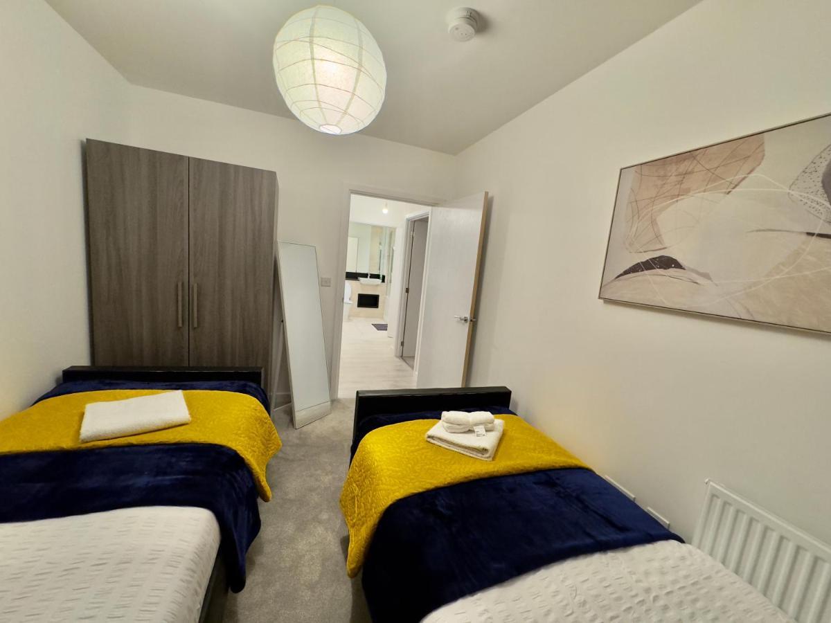 3Bedroom, 2Bathroom, Balcony,Luxury Flat Westfield ロンドン エクステリア 写真