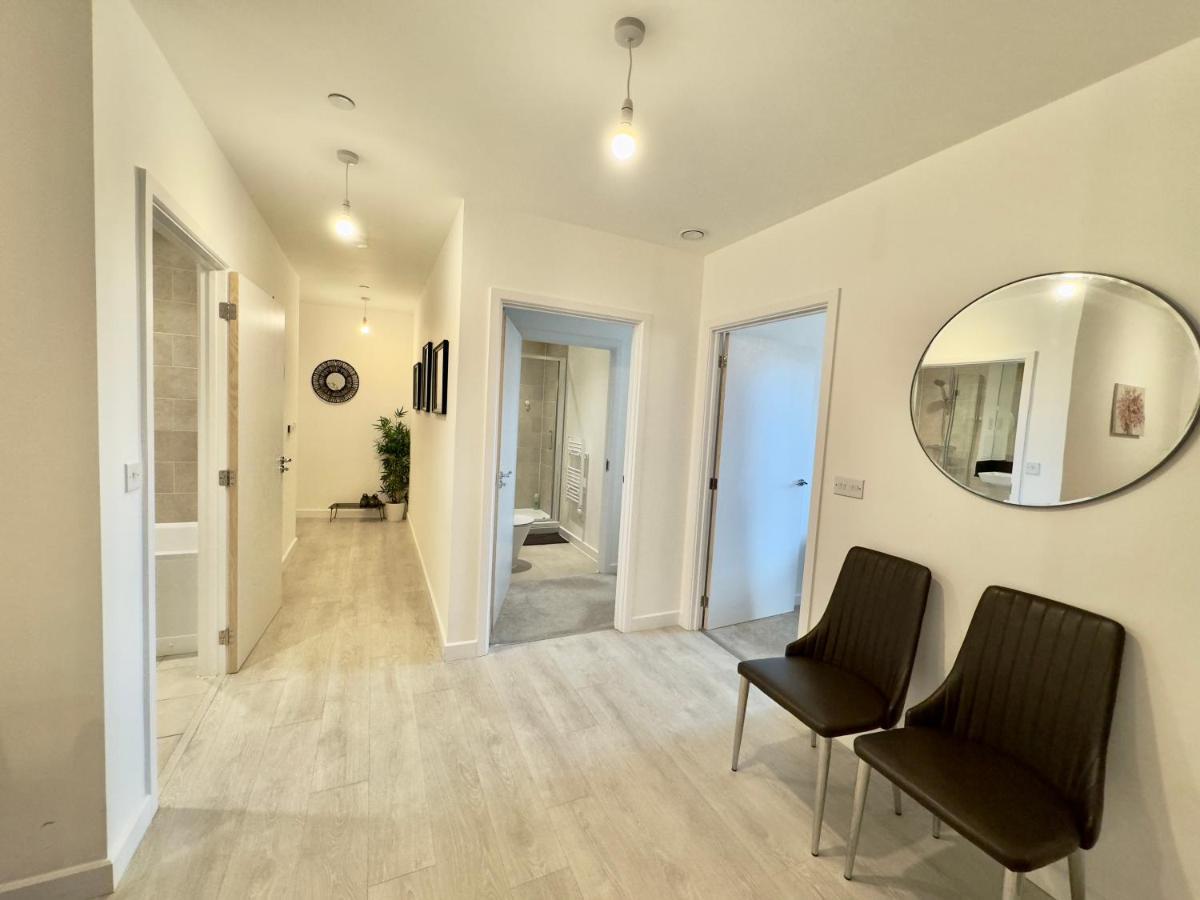 3Bedroom, 2Bathroom, Balcony,Luxury Flat Westfield ロンドン エクステリア 写真