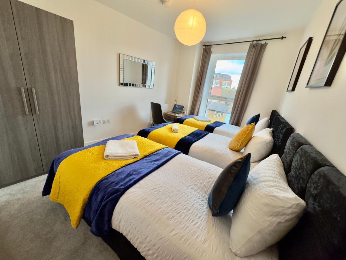 3Bedroom, 2Bathroom, Balcony,Luxury Flat Westfield ロンドン エクステリア 写真